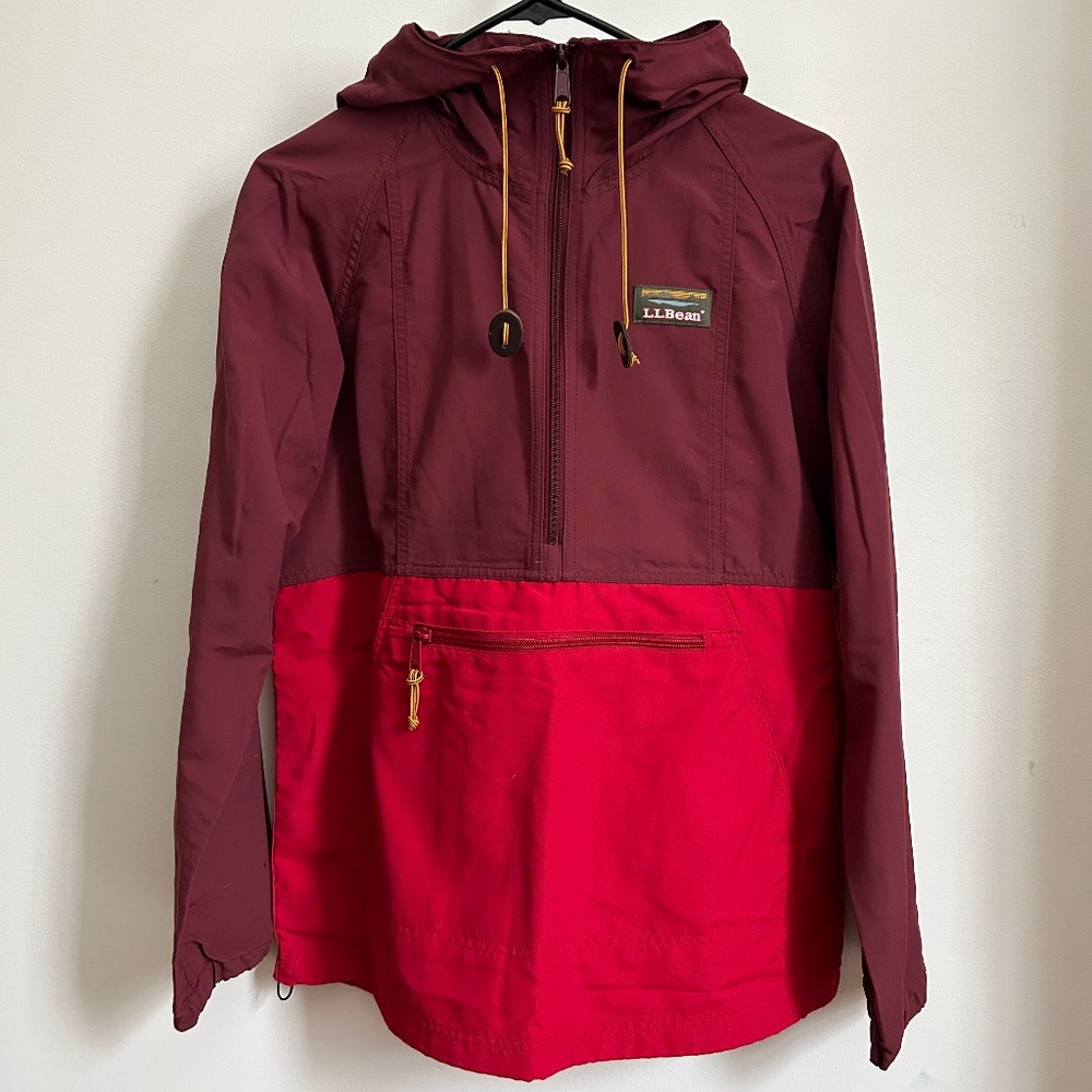 L.L. Bean Women's Classic Anorak  |  Size XS REG  |  Colorblock Red/Maroon